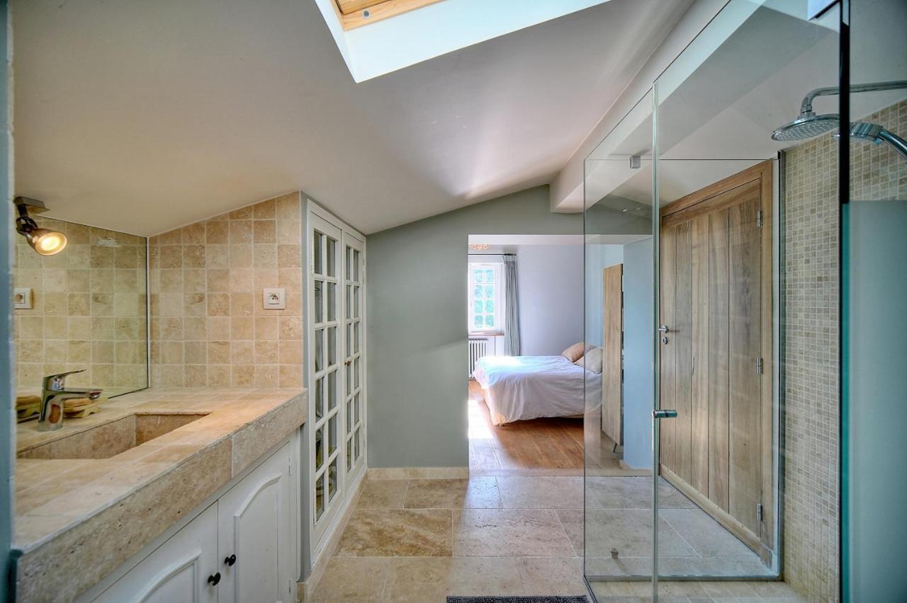 Villa Leader Large Contemporary With Luxurious Design, Pool And View Cannes