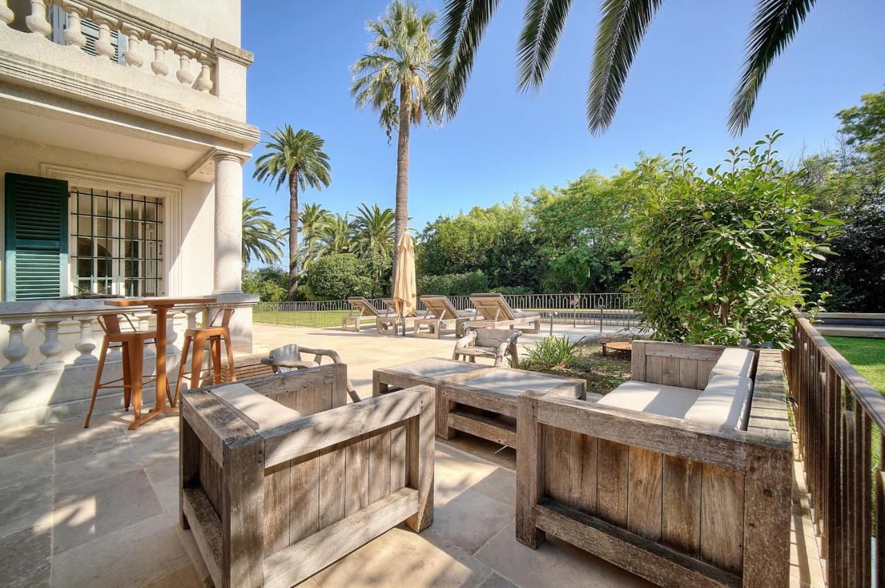 Leader Large Contemporary With Luxurious Design, Pool And View Villa *
